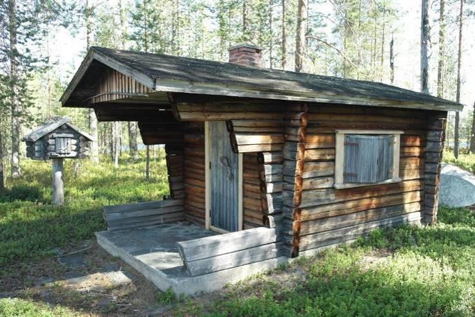 9 Oivangin osayleiskaavoituksen yhteydessä on alueen luonnonympäristö, geomorfologia, suojelukohteet, muut rakentamista rajoittavat tekijät ja kasvillisuuden kulutuskestävyys myös tutkittu.
