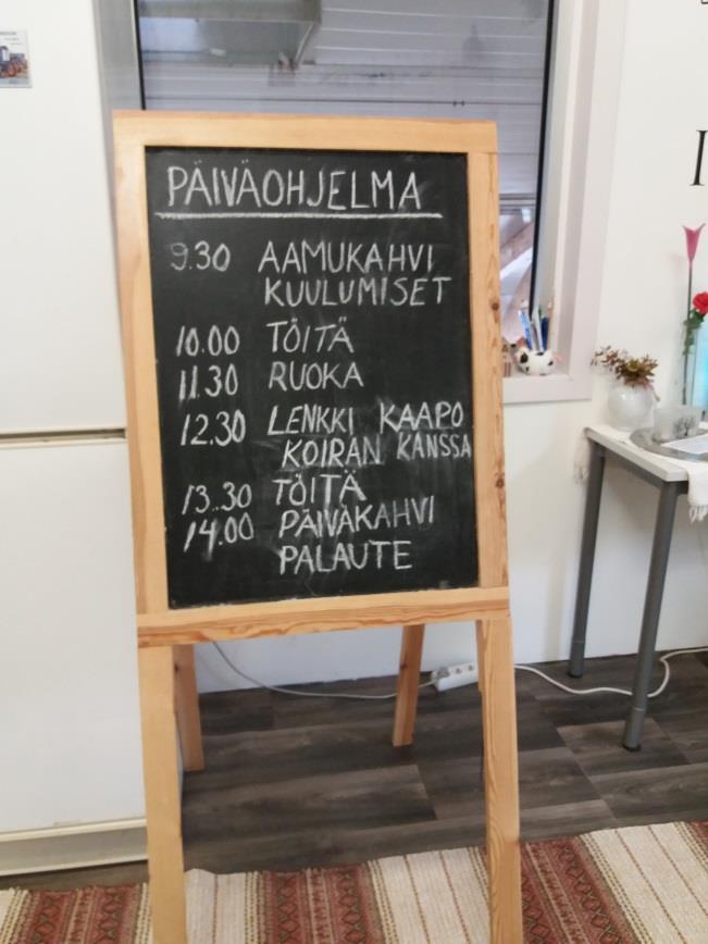 Keskustelussa tuli ilmi myös tuotantotilaympäristön haasteet: turvallisuus- ja