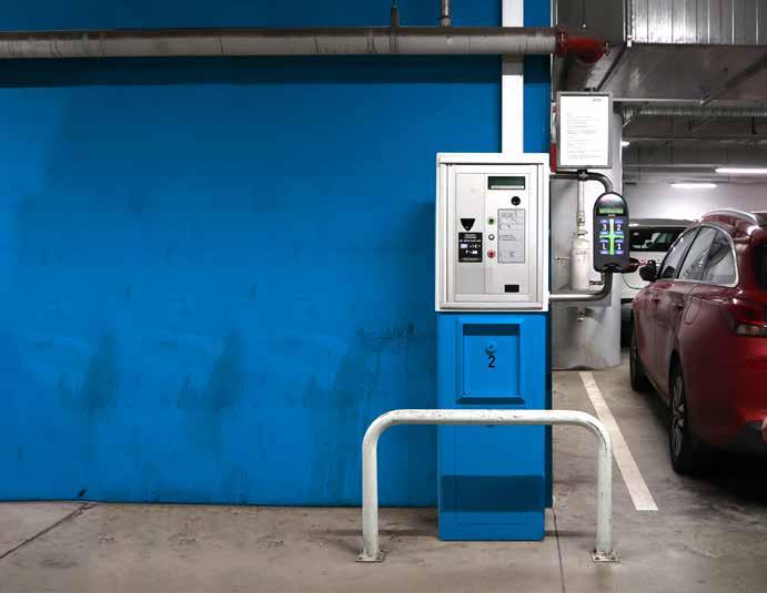 Ma-Pe Må-Fre Mon-Fri Muina aikoina ilmainen Övriga tider gratis At other times free of charge Q-Park info@q-park.
