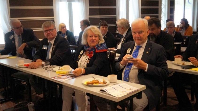 21 Piirihallituksen kokous Tämän kauden ensimmäinen piirihallituksen kokous pidettiin tänään Raumalla.