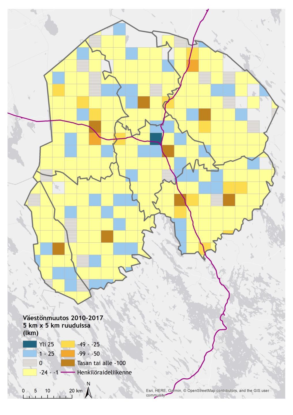 YLÄ-SAVON SISÄINEN VÄESTÖNMUUTOS 2010-2017 Väestöruudut ovat 5 km x 5 km kokoisia ja jokaiseen ruutuun on laskettu väestömäärän absoluuttinen muutos vuosien 2010 ja 2017 välillä.