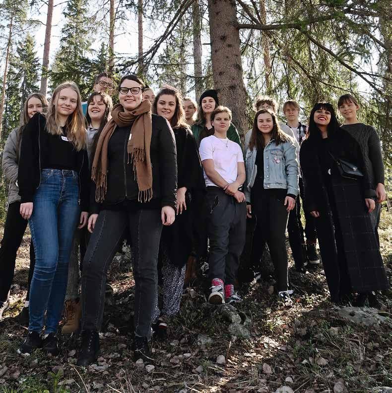 2 VAIKUTTAMISTOIMINNAN OPAS 3 1. LUKIJALLE Changemaker on Kirkon Ulkomaanavun nuorisoverkosto, joka tarjoaa nuorille keinoja vaikuttaa globaalin oikeudenmukaisuuden puolesta.
