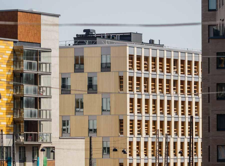 Puukerrostalojen rakentamisen edelläkävijä Helsinkiin on rakennettu koko 2000-luvun aikana 43 puista kerrostaloa, mikä on eniten pääkaupunkiseudun puukerrostalotuotannosta.