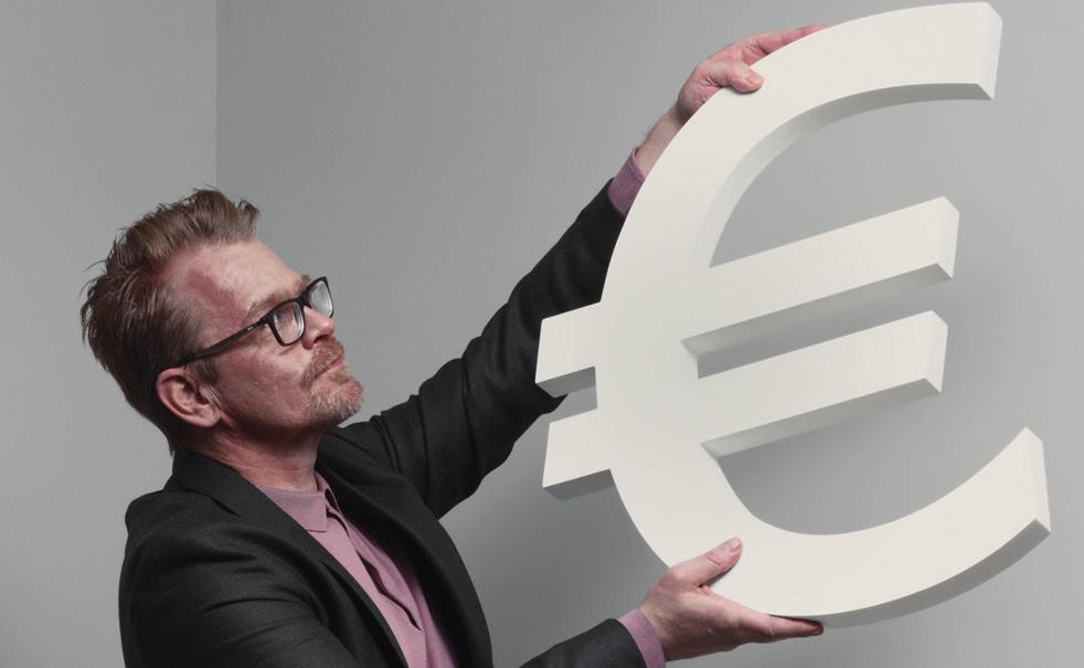 Kriisinratkaisusuunnitelma Euroopan parlamentin ja unionin direktiivi 2014/59/EU luottolaitosten ja sijoituspalveluyritysten elvytys- ja kriisinratkaisukehyksestä tuotiin kansallisesti voimaan 1.1.2015 alkaen (Laki luottolaitosten ja sijoituspalveluyritysten kriisinratkaisusta).