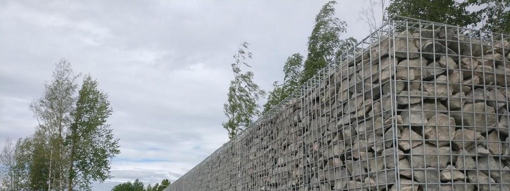 22 Kartiomurskaimia käytetään välimurskaukseen niiden suuren suorituskyvyn ja alhaisten käyttökulujen vuoksi. [18, 219.] Murskauksen taloudellisuuteen vaikuttaa myös murskattavan tuotteen varastointi.