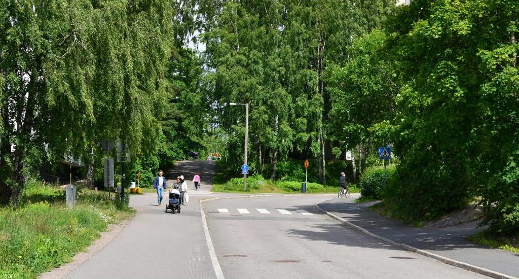 Espoon kaupunki 6/2017 Suunnittelualueelta on hyvät kulkuyhteydet alueen bussipysäkeille Turuntien varrelle sekä Leppävaaran keskustaan.
