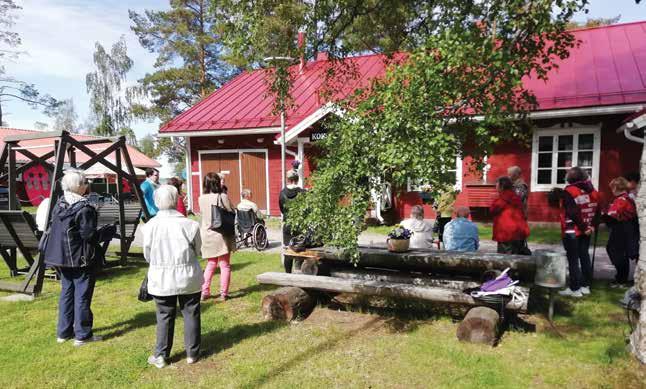 OMAISHOITAJIEN TUKITOIMINTA Omaishoitajien virkistyspäivä Oulunsalossa 13.6.2019 Suvi Kervinen Omaishoitajat kokoontuivat Peuhuun virkistymään.