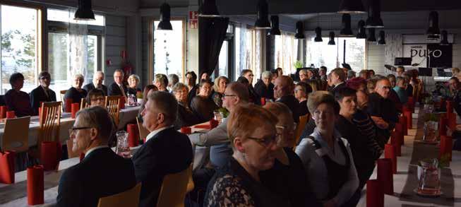 PIIRIN PYÖRÄHDYKSIÄ Yli 100 osallistujaa Syötteellä! Kristiina Kangas Illallisella nautittiin hyvästä ruoasta, seurasta, musiikista ja ohjelmasta.