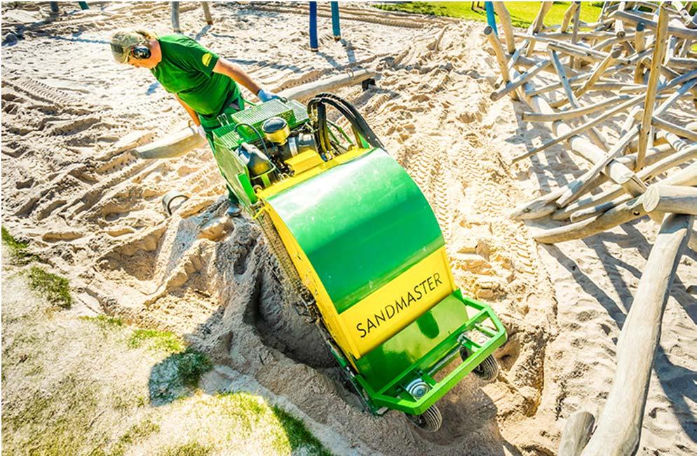 73 Kuva 45. Sandmaster. BeachTechin mallistosta poimin kaksi keskisuurille rannoille tarkoitettua mallia. Nämä mallit eroavat toisistaan lähinnä toimintatavaltaan.