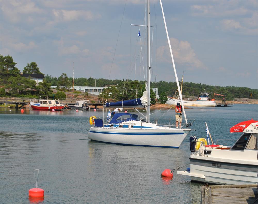 Veneily on suosittu harrastus Suosituin veneilyharrastus on soutelu, mutta monet perheet viettävät kesälomansa