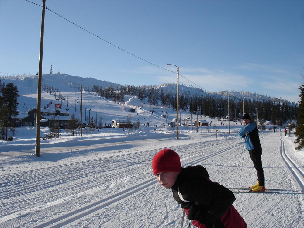Hiihtokeskuksissa matkailutoiminnot on keskitetty Rukan hiihtokeskus