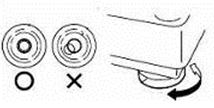 5. Käyttöönotto Pura vaaka varovaisesti pakkauksesta Irroita molemmat M12 ruuvit pylväästä. Kaapelissa on liitin molemmissa päissä Asenna kaapeli pylvään läpi nuolen osoittamaan suuntaan.