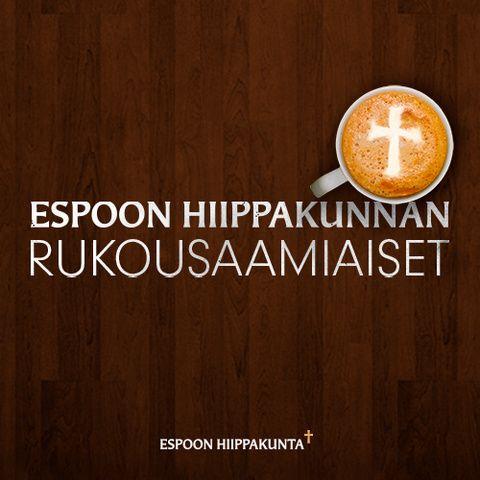 Kirjahyllyssäni on monia diakonian historiasta kertovia kirjoja.