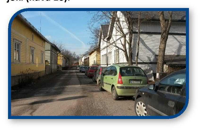 Toinen, Helsinginkadun pohjoispuolinen osa alueesta on Lonttisten puutaloaluetta, jolla on tarve asukkaiden pysäköinnille kadulla, mutta myös