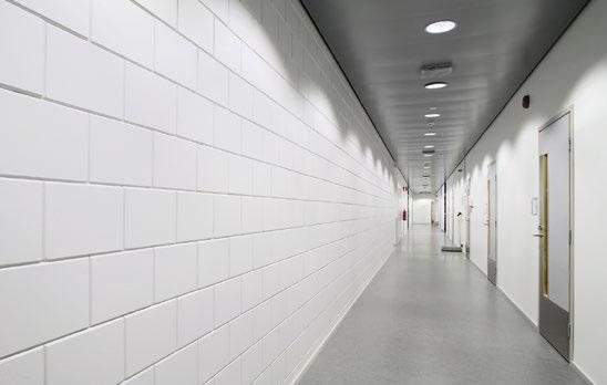 leikki- ja lepohuoneiden tai niihin rinnastettavien tilojen sekä leikki- ja lepohuoneen ja käytävän välillä, kun välissä ei ole ovea Terveydenhoitoalan rakennukset: Yhden hengen