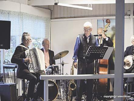Naiset 16-59 vuotiaat: Naiset yli 60 vuotiaat: