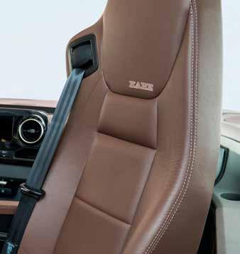 KABE Imperial 2020 -mallin ohjaamossa on uudet, integroidulla turvavyöllä varustetut ylelliset istuimet.