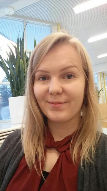 Pro-kaverikirja Nimi Sonja Nevasaari Oma vuosikurssi Erkka-15 Tutoroin.