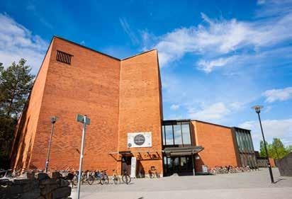 ENNAKKOMARKKINOINNISSA