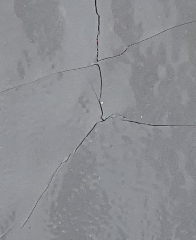 12 2.5.2 Elastomeerin alusta Kuten muissakin vedeneristemateriaaleissa, elastomeerin alustan merkitys on erittäin tärkeä.
