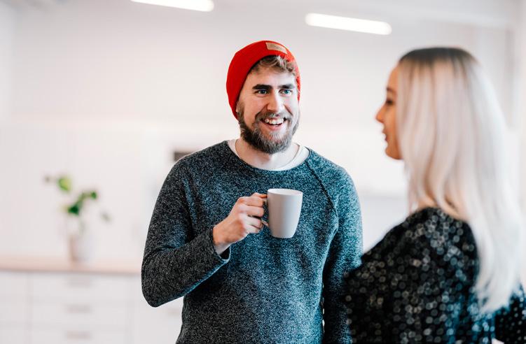 Jos ratkaisun avainsana on ketteryys, avainsana toimittajan ja asiakkaan välillä on luottamus. Hyvät ohjelmistokehittäjät menestyvät tyytyväisten asiakkaidensa suositusten kautta.