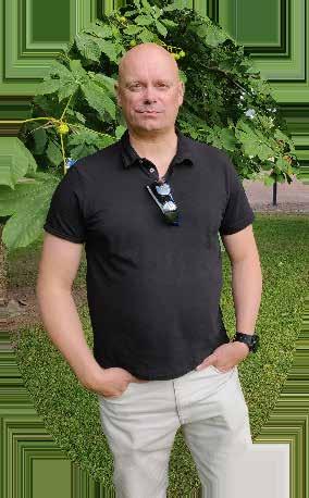Sikäli jos minua et ole vielä nähnyt, niin innokkaana liikkujana minut voi todennäköisimmin löytää kuntosalilta, liikuntapaikoilta, lenkkipoluilta tai läheisiltä frisbeegolf-radoilta.
