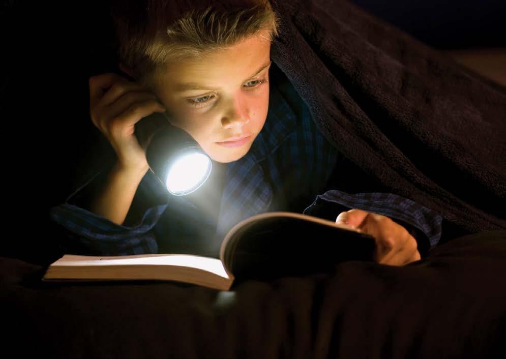 kädessä useasti päivässä. Valaisumatka 47 m, valovirta 47 lumenia.
