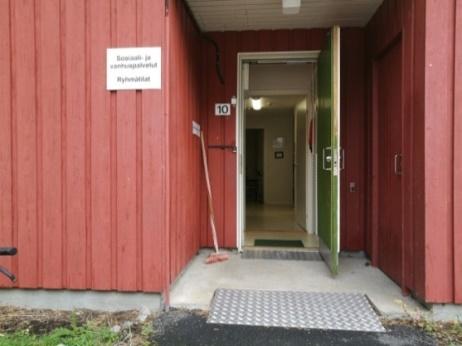 Luoto Sali, kuntakeskus Kuntakeskus, kunnantalo, käyntiosoite Luovontie 176 Sisäänkäynti esteetön, invawc (rakenteilla olevan kunnantalon yhteydessä, avoinna tapahtumien yhteydessä) 13.