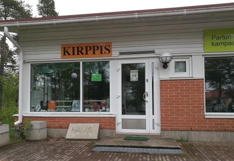 Kirppis, kuntakeskus Käyntiosoite: Luovontie 138 Sisäänkäynnissä tasoeroja.