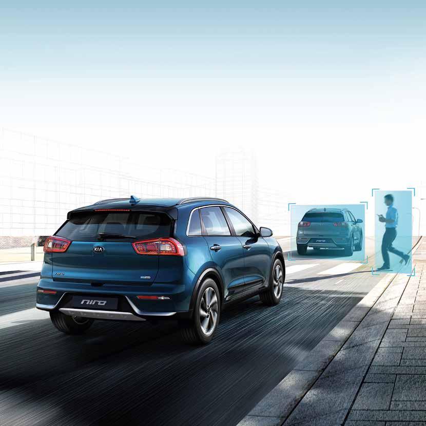 Automaattinen hätäjarrutusjärjestelmä Järjestelmä tunnistaa sekä edellä ajavat autot että tietä ylittävät jalankulkijat.