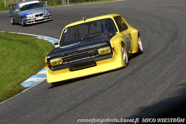 suorakytkentä malliksi Honda S2000 etuakselin geometria ja osa osista, escort mk1 hammastanko Mazda RX7 taka-akselisto Öhlins