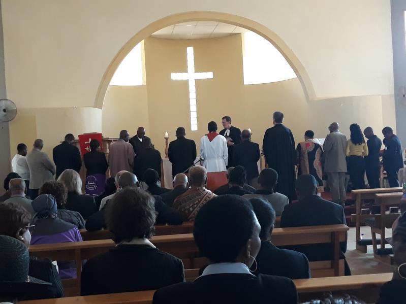Juhlaa Elokuun puolessa välissä Botswanan evankelis-luterilaisen kirkko, ELCB isännöi Eteläisen Afrikan luterilaisen yhteisön, LUCSA (Lutheran Communion in Southern Africa) kokousta Gaboronessa.