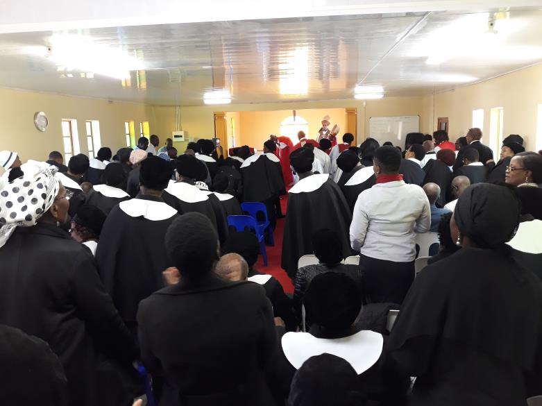 Gaboronen Katetraaliseurakunnassa siunattiin LUCSA Assemblyn kokousten väliajalla toimivaan LUCSA neuvostoon valitut jäsenet.