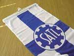 Kesäksi viiri salkoon! Suomen lipun sinivalkoisella pohjalla SATL:n logo.