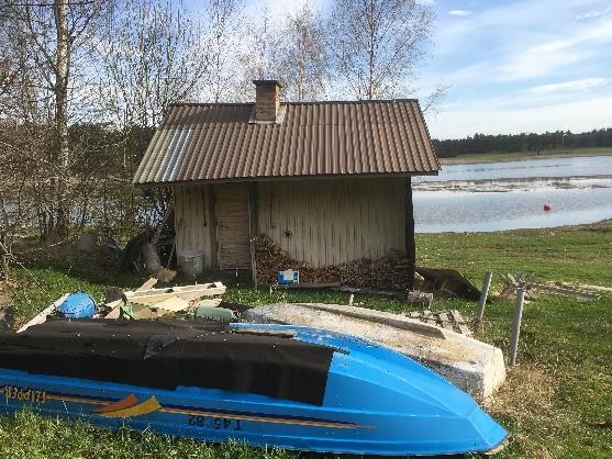 Suunnittelualueen itäpuolisella kallioharjanteella sijaitsee kiinteä