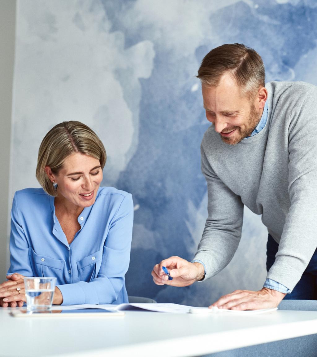 CASE: PPSHP Määrätietista työhyvinvinnin kehitystyötä Visi: Ergnminen työaikasuunnittelu Työn kurmittavuuden hallinta Yksilötasn muutsplut Strategia: suunnitelmallisuus & tavitteet Seuranta &