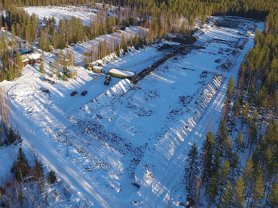 Keväällä 2017 aloitettiin 300 m radan ampumakatoksen rakentaminen. Tehtävä oli kokonaan talkoolaisten varassa.