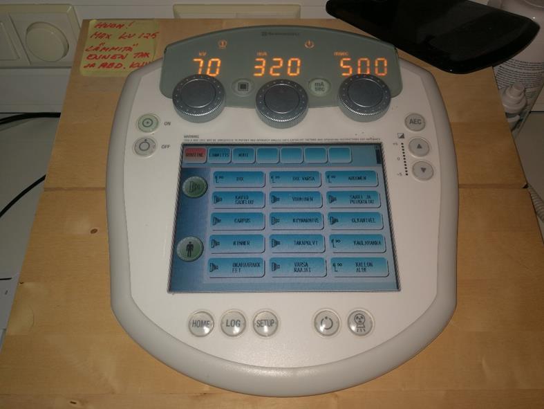 7 (38) Jarrutussäteilyä (bremsstrahlung) syntyy kiihdytetyn elektronin liike-energian muutoksen vuoksi.