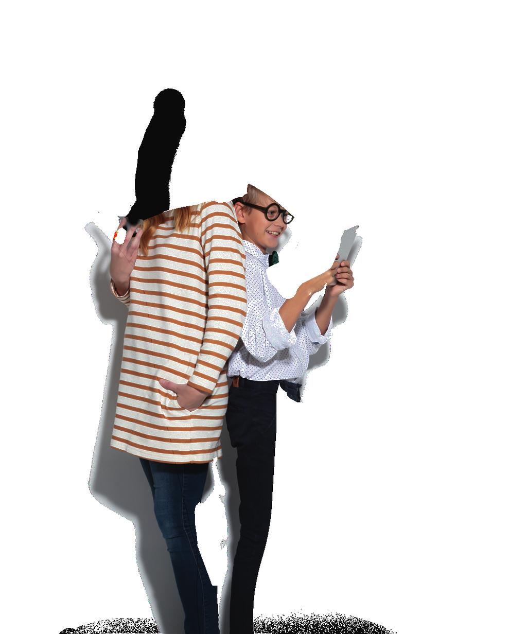 LATAA Mikä S-mobiili on? S-mobiili kuuluu jokaisen asiakas omistajan puhelimeen siinä missä S-Etukortti lompakkoon. Saat kaupan ja pankin palvelut sekä vakuutukset kaikki yhdessä sovelluksessa!
