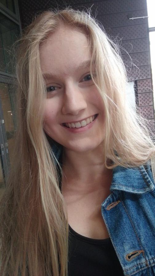 Moikka! Oon Heidi ja tästä syksystä alkaen virallisesti ännännen vuoden valtsikalainen. ESO:lla mulla alkaa nyt kolmas vuosi. Lempparikunta Uudellamaalla on tottakai Espoo.