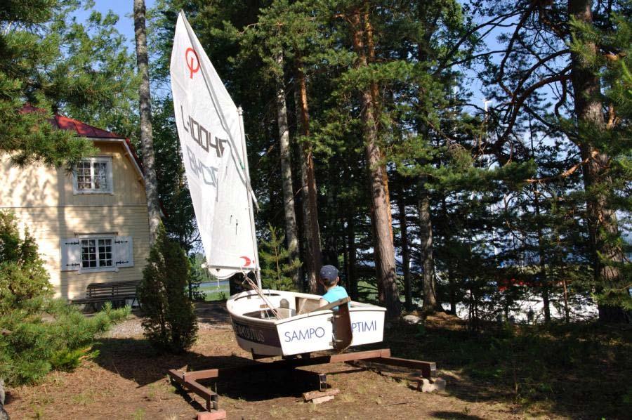 Leirejä EPJ järjesti omille purjehtijoilleen leirin Kuhmoisten Tanhuan leirikeskuksessa. Paikka osoittautui tarkoitukseen mainioksi.