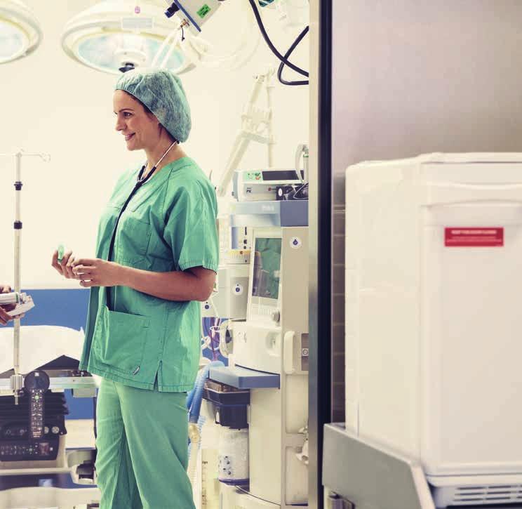 DOMETICIN LÄÄKEJÄÄKAAPIT DOMETIC MC 302 Äidinmaitojääkaappi, oikeakätinen ovi, 22 l Täyttää