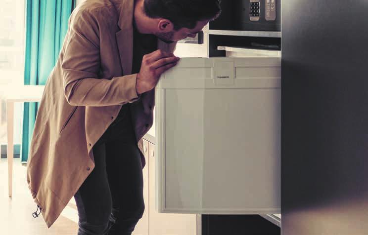 DOMETIC ELINTARVIKEJÄÄKAAPIT / SILENCIO FOOD -SARJA KOMPAKTI JA HILJAINEN JÄÄHDYTYSRATKAISU ELINTARVIKKEILLE JA MUULLE TEKNISET TIEDOT MALLI DS