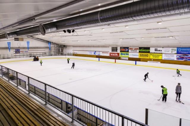 ulkoilureittiverkosto Hollolan uimahalli Hollolan jäähalli Hyvät sisäliikuntatilat