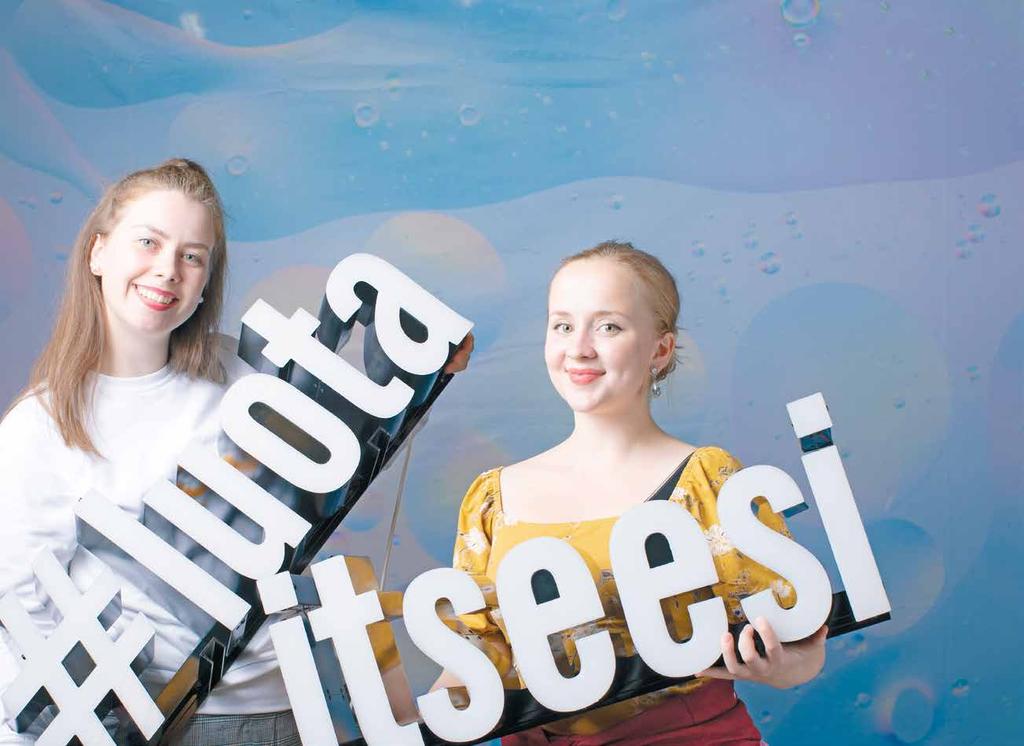 #luotaitseesi TULE OSAKSI 9 000 OPISKELIJAN YHTEISÖÄ Tämän oppaan avulla voit tutustua ammattikorkeakoulututkintoon johtavaan koulutukseemme.