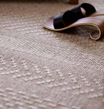 The different weaves playing on the surface of Matilda create an exciting threedimensional expression in the rug.