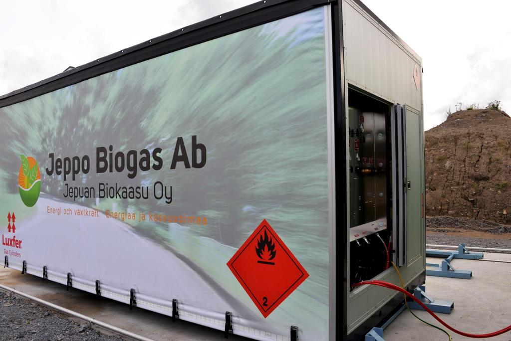 Biokaasun vastaanotto Aloitimme käyttämään biokaasua öljyn sijaan, prosessihöyryntuotantoa varten. Biokaasu tulee Jepuan biokaasulaitokselta, joka sijaitsee noin 30 km tehtaaltamme.
