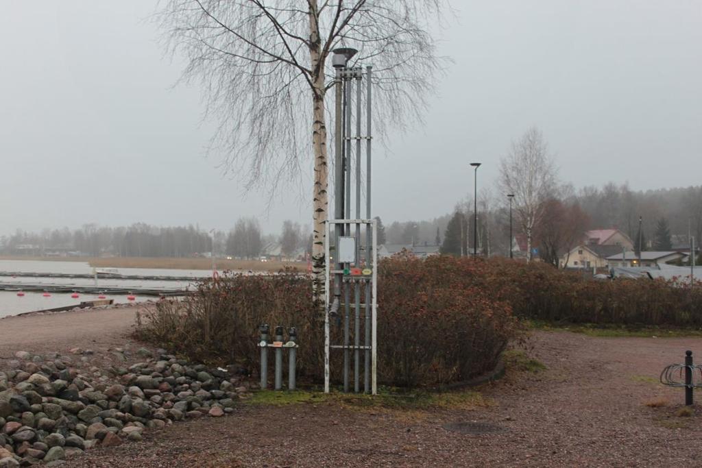 FCG SUUNNITTELU JA TEKNIIKKA OY Posintra Oy / 30 MILES 14 (15) Kuva 17. Nykyiset polttoainesäiliöt sijaitsevat sataman tausta-alueella maan alla.