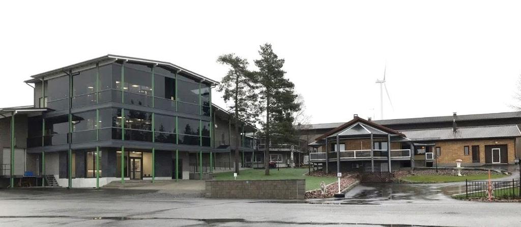Alueen ympäristö on melko karua ja mitä kauemmas itään päin mennään sitä enemmän, se muuttuu korkeammalla sijaitsevaksi kivikkoiseksi/kallioperäiseksi maastoksi. Kuva 4.