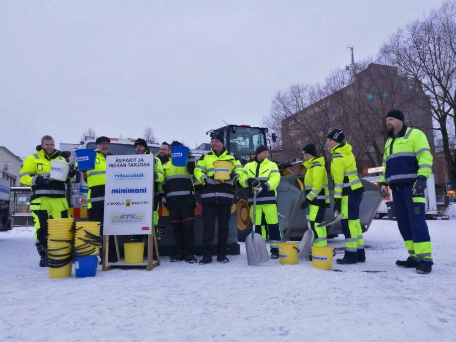 4. T Y Ö Y H T E I S Ö V I E S T I N T Ä Intranet uutiskirjeet viestintäyhdyshenkilöt sähköposti, jakelulistojen hyödyntäminen esimiesinfot ja uusien työntekijöiden tilaisuudet